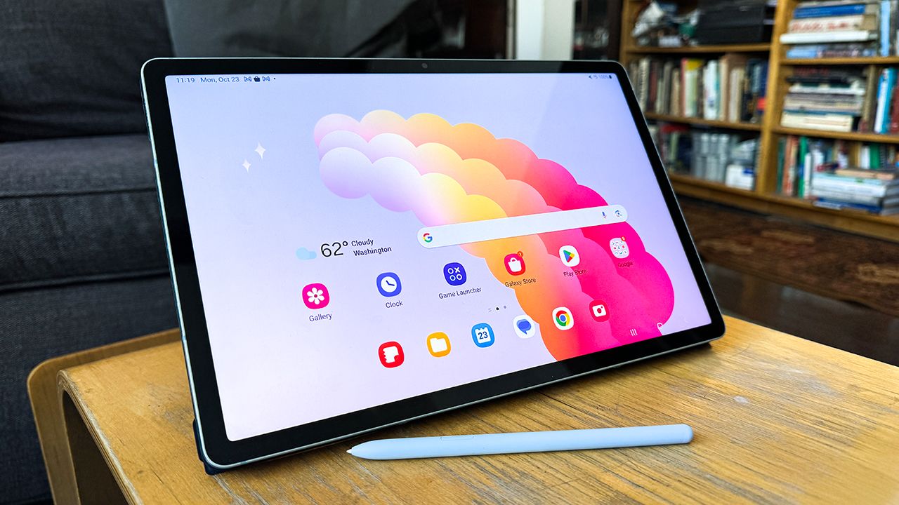 تبلت سامسونگ مدل Galaxy Tab S9 FE Plus (5G) - X616B حافظه 256 و رم 12 گیگابایت - گلکسی تب اس 9 اف ای پلاس 9 galaxy tab s9 fe plus